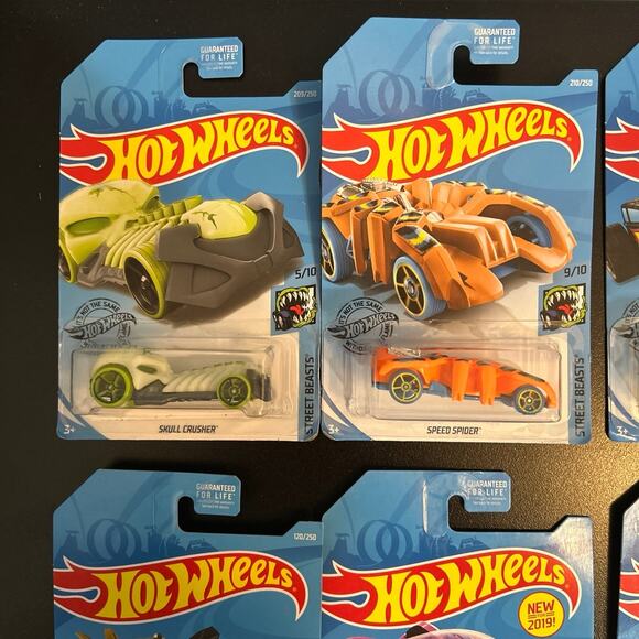 Lot of 8 Hot Wheels Cars New in Package 2017 Minecraft Batman Street Beasts HW - Picture 2 of 12